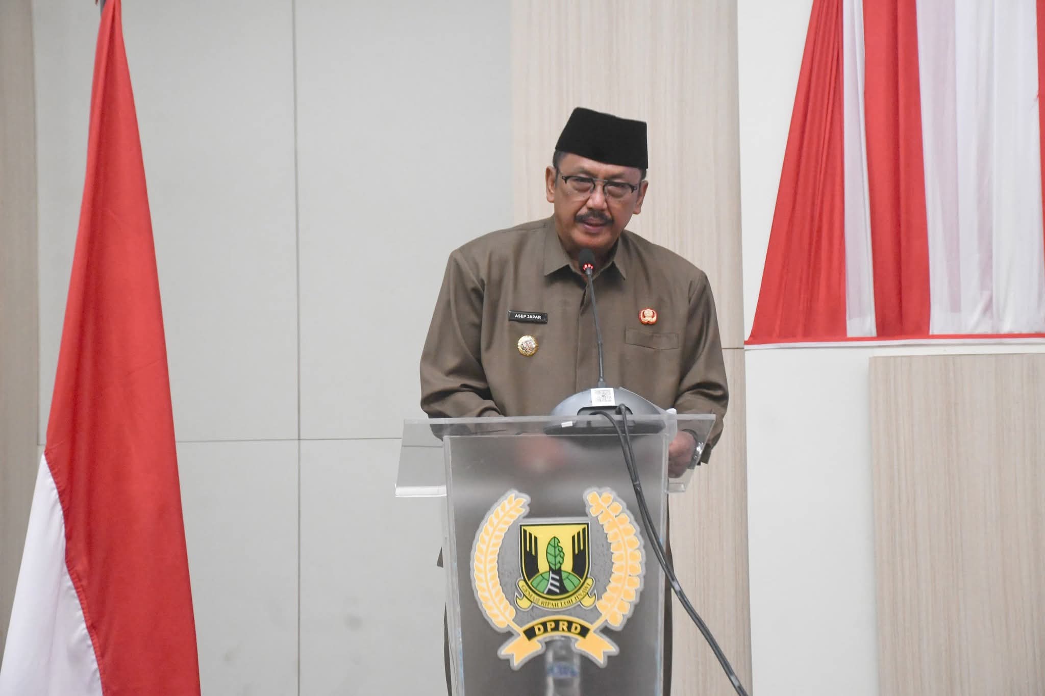 Hadiri Paripurna DPRD, Bupati Sukabumi Tekankan Pentingnya Perencanaan Perda